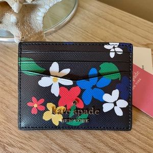 Kate Spade ♠️ Staci Sailing Floral Card Holder